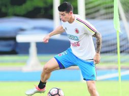 James Rodríguez. Es el hombre que carga con el equipo colombiano. AP /