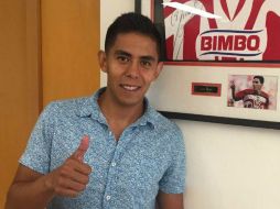 Canterano de Toluca, es el tercer refuerzo del Guadalajara, tras la llegada de Marco Bueno y José Juan Vázquez. TWITTER / @Chivas