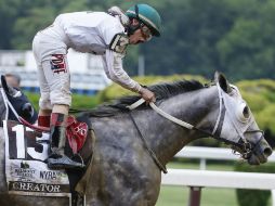 El tiempo del ganador en esta carrera de milla y media fue de dos minutos, 28.51 segundos. AP / K. Willens