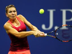 La quinta raqueta del mundo afirma sentirse decepcionada de no poder participar en su primer torneo en hierba del año. AFP / ARCHIVO