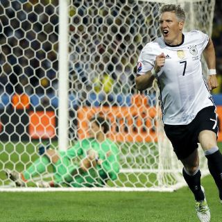 Alemania vence a Ucrania