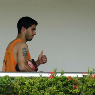 Descartan a Luis Suárez para juego ante Jamaica