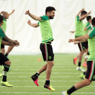 Juan Carlos Osorio daría juego a los que faltan