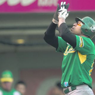 Pericos mantiene el liderato