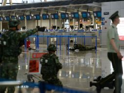 El aeropuerto incrementó el nivel de inspección de equipajes y pasajeros, con controles preliminares en todas las terminales. AFP / STR