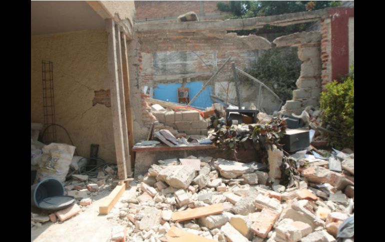 Tras la explosión por una fuga de gas, resultaron heridas cuatro personas y una más perdió la vida. ESPECIAL / Gobierno de Zapopan