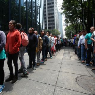 Sí a mesa con CNTE para mejorar reforma, no para derogarla: INEE