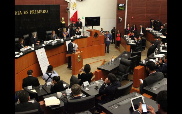 El dictamen fue aprobado en comisiones con la ausencia de senadores del PAN. SUN / L. Godínez
