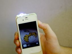 Ya existe un accesorio para iPhone con características similares comercializado bajo la marca Yellow Jacket. ESPECIAL /