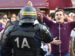 Cerca de cuatro mil agentes fueron desplegados en la zona para tratar de evitar incidentes. AFP / P. Huguen