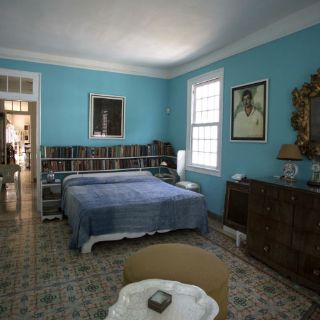 EU envía a Cuba material para proteger finca de Hemingway