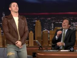 Nick relata que tuvo que subir al escenario con el problema aún haciendo estragos en él. YOUTUBE /  The Tonight Show Starring Jimmy Fallon