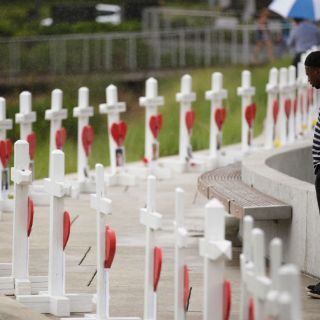 Forenses culminan entrega de cuerpos de las víctimas en Orlando