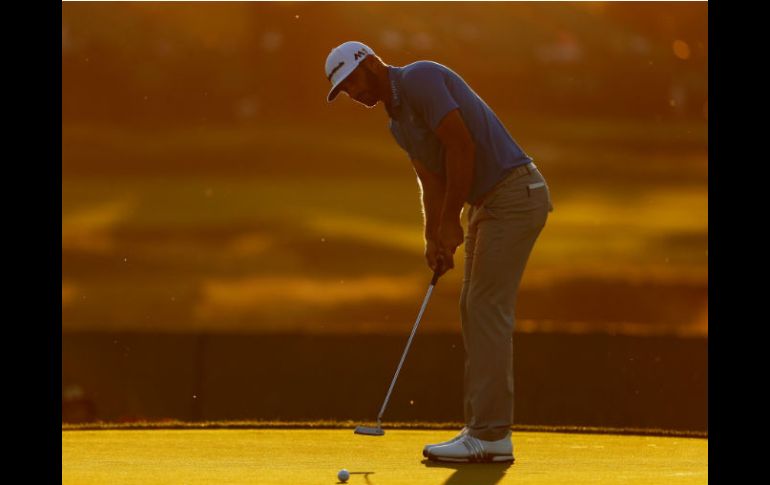 Dustin Johnson se perfila como uno de los favoritos para gnar el US Open. AFP / C. Petersen