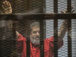 Es la segunda cadena perpetua con la que es castigado el antiguo mandatario, además de la pena capital que pesa sobre él desde 2015. EFE / M. Hossam