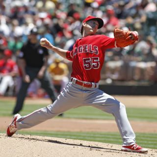 Lincecum regresa con un triunfo