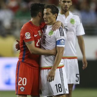Andrés Guardado le pide disculpas a la afición