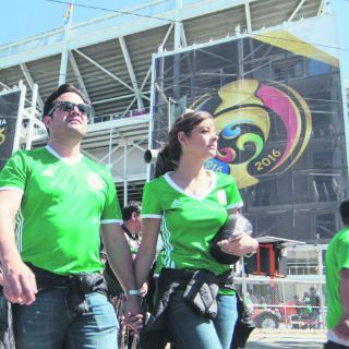 Seguidores del Tri y de Chile, víctimas del tráfico