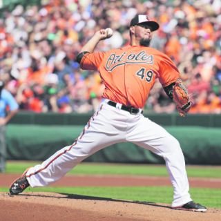 Gallardo lanzó pelota ganadora para los Orioles