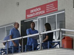 El tiroteo dejó un paciente muerto y un policía y una enfermera heridos. AP / S. Izquierdo