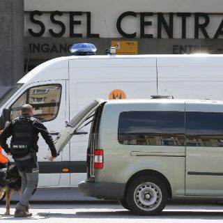 Bruselas restringe acceso a estaciones de metro