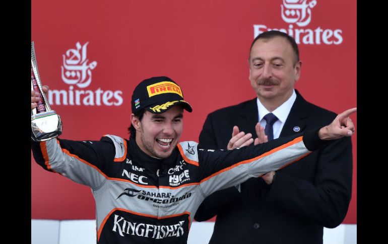 El tapatío concretó una gran actuación en el circuito callejero de Bakú. AFP / K. Kudryavtsev