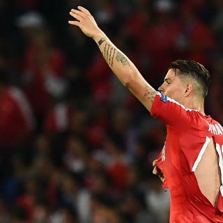 Suiza bromea por las camisetas rotas de Puma