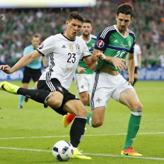 Alemania gana a Irlanda por la mínima diferencia