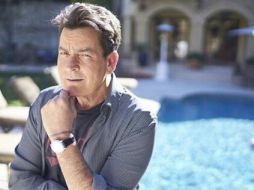 Desde ahora sólo podemos movernos hacia adelante, confiesa Charlie Sheen en entrevista. INSTAGRAM / charliesheen