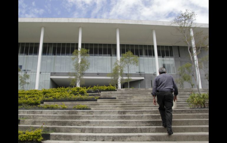 Usuarios de Ciudad Judicial han optado por dejar sus vehículos en otros sitios. EL INFORMADOR / ARCHIVO