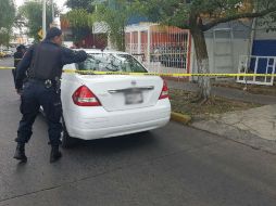 El sospechoso había intentado huir abordo de un vehículo Nissan en color blanco. ESPECIAL / Policía de Guadalajara