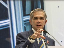Mancera afirma que el Zócalo estará ocupado por lo que simple y sencillamente no deben intentar ir ahí. SUN / ARCHIVO
