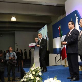 Mancera pide a Peña modificaciones a Ley 3 de 3