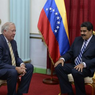 Nicolás Maduro sostiene reunión con subsecretario de EU