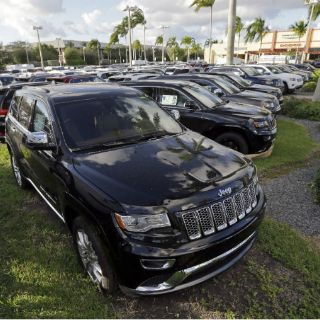 Fiat Chrysler acelera revisión a transmisión de Jeep