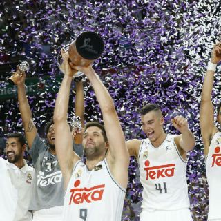 Gustavo Ayón y Real Madrid se coronan bicampeones de Liga Endesa