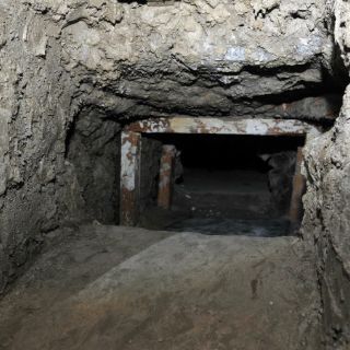 Recuperan inmueble en la Condesa; había un túnel en su interior