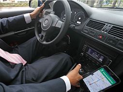 Uber lanzó programa de recompensas para que sus choferes inviten a otros. SUN / J. Reyes