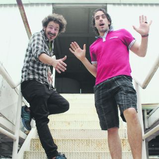 Circo Dragón vuela más alto con 'Móvil'