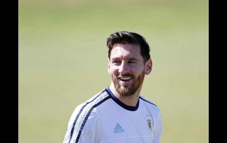 La estrella del Barcelona ha vivido sus últimos aniversarios concentrado con el equipo nacional. EFE / A. M. Sprecher