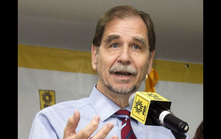 Asegura que el Presidente no lo habría hecho sin la presión de los empresarios. SUN / ARCHIVO