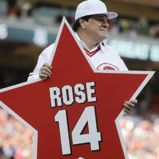 Pete Rose ingresa al Salón de la Fama de los Rojos