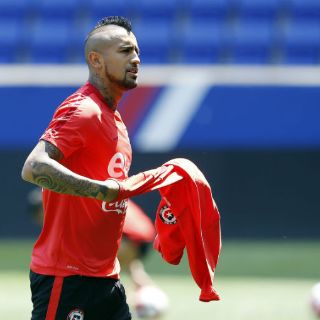 Dejaremos la vida por la Selección: Arturo Vidal