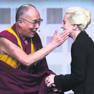Dalai Lama inspira a Lady Gaga