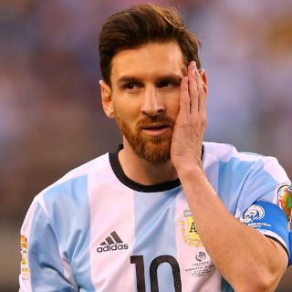 '¡Ánimo, Leo, eres el mejor!', dice Puyol