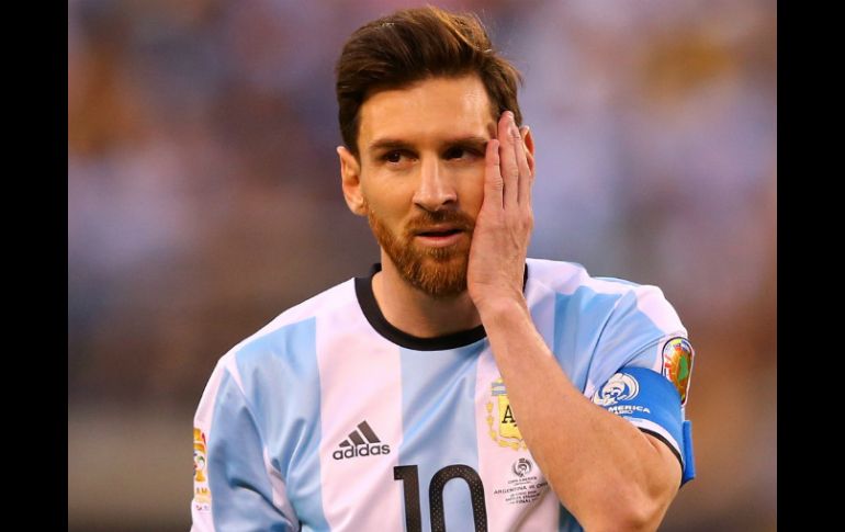 Messi erró el primer penalti de la tanda y pierde con Argentina la cuarta final de su carrera. AFP / M. Stobe