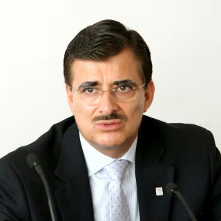 Rector de la UdeG critica a secretario de Salud