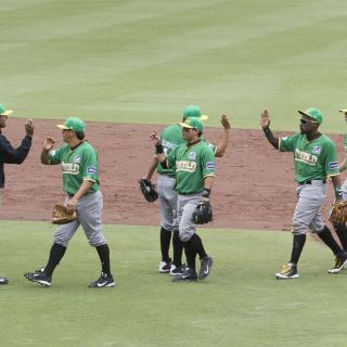 Pericos domina standing general