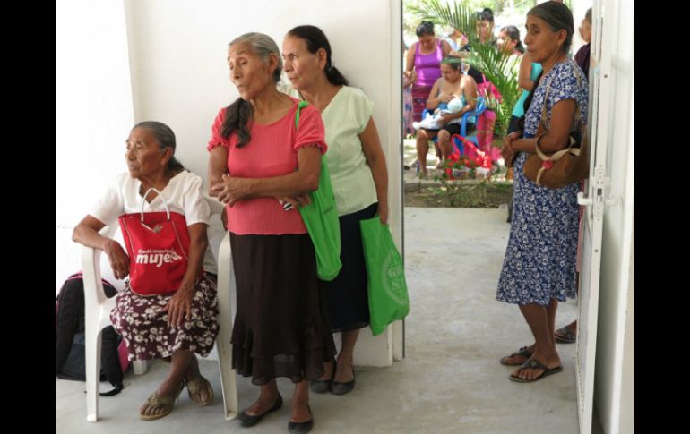 Meade precisa que las casi mil tiendas a las que no han podido llegar están en poblados donde viven más de un millón de oaxaqueños. SUN / ARCHIVO
