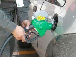 Es la primera vez en lo que va del año que aumenta el precio de la gasolina Magna, la más consumida en el país. NTX / ARCHIVO